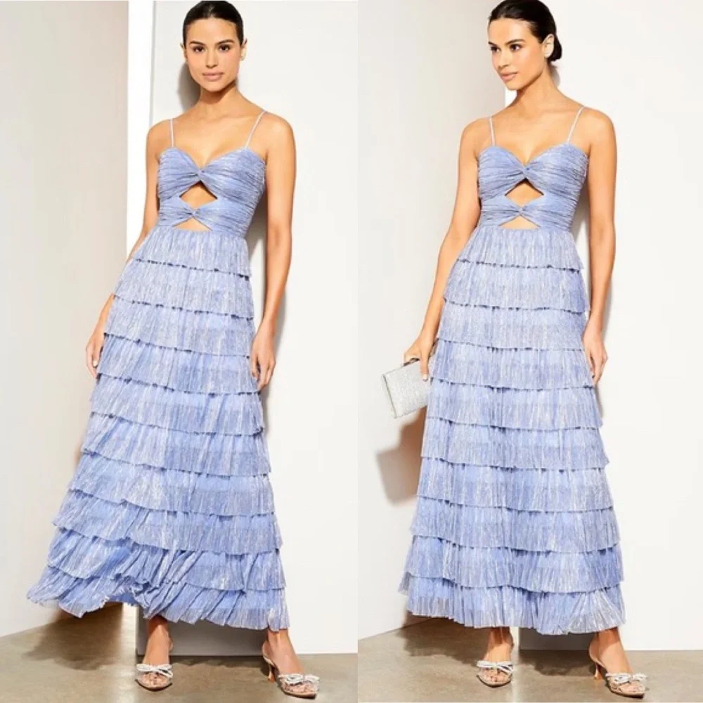NWT Gianni Bini Grace Metallic Plisse Sweetheart Neck Cut-Out Tiered Dress Sz 8 - Picture 1 of 3